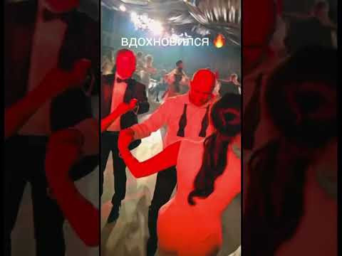 За минуту научились круто танцевать! #танец За минуту научились круто танцевать! #танец